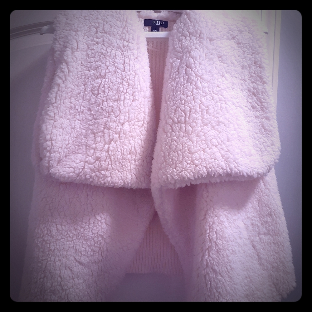 Womens Cream Teddy Vest - New